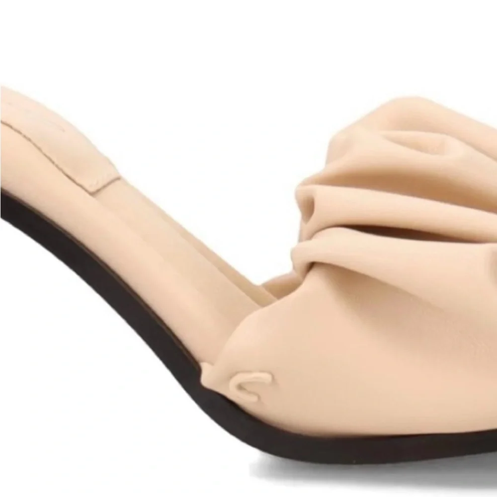 Circus by Sam Edelman Cream Heeled Mules with Ruched Design - Picture 2 of 7